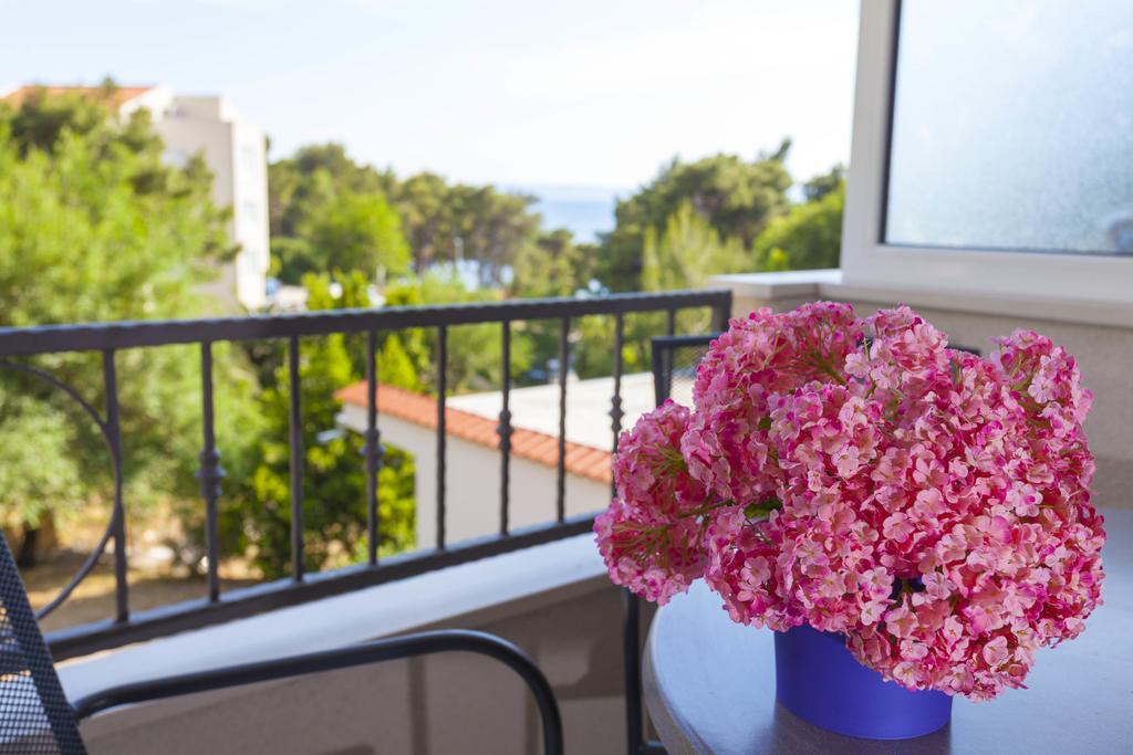 Meri Apartments - Puharic มาคาร์สกา ภายนอก รูปภาพ