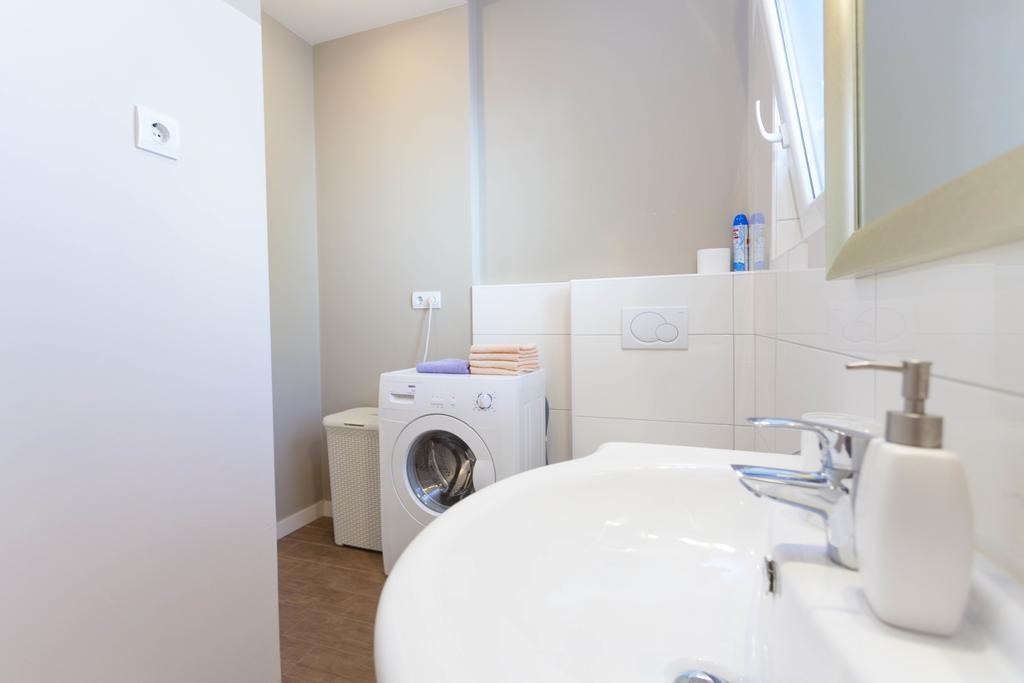 Meri Apartments - Puharic มาคาร์สกา ห้อง รูปภาพ