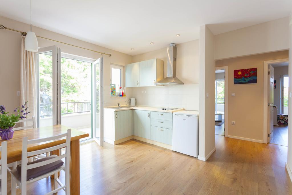 Meri Apartments - Puharic มาคาร์สกา ภายนอก รูปภาพ